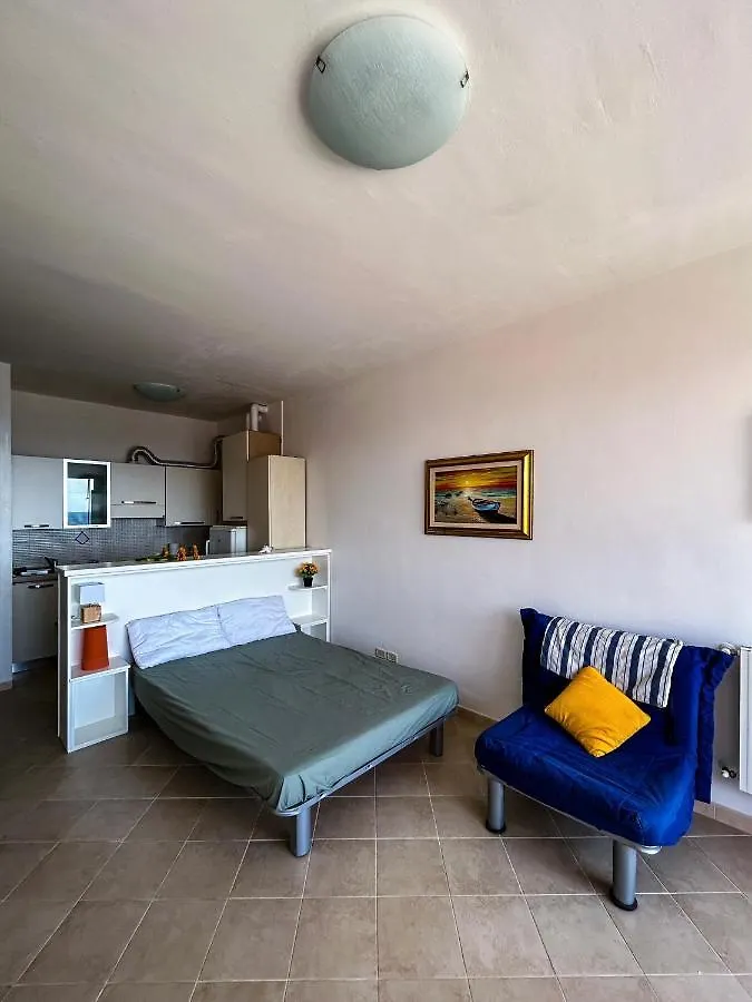 Casa Pinolo Monolocale Vista Mare Apartment Follonica Italy