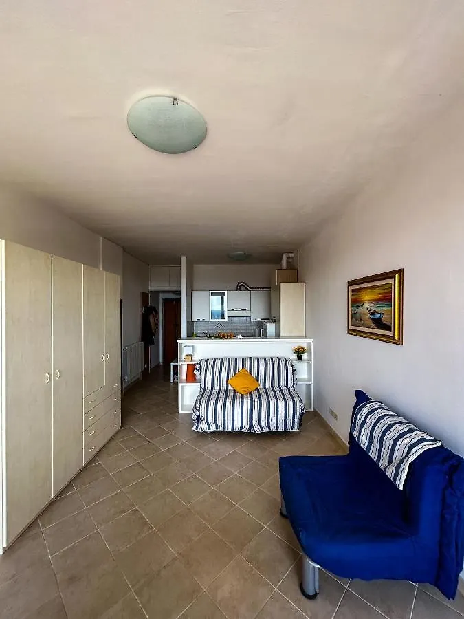 Casa Pinolo Monolocale Vista Mare Apartment Follonica Italy