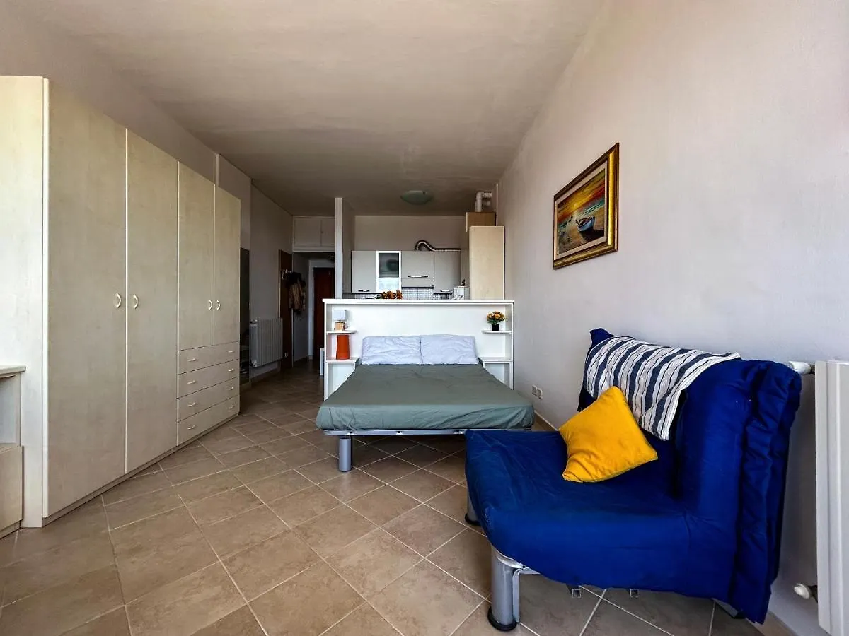 Casa Pinolo Monolocale Vista Mare Apartment Follonica 0*,  Italy